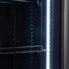 Getränkekühlschrank GKS-160 Slim, 160 Liter Kühlraumvolumen, Innenbeleuchtung, schwarz