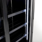 Gastro-Cool GD1050 Getränkekühlschrank 1060 Liter mit 2 Klapptüren, LED Beleuchtung, schwarz