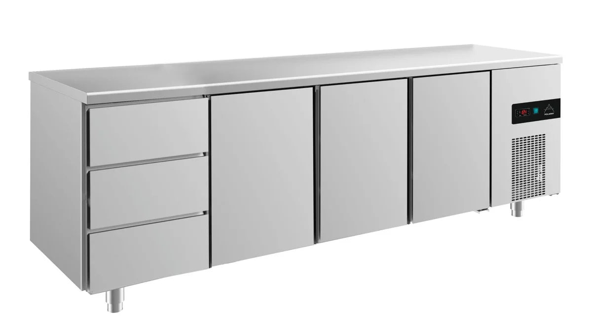 A&S Kühltisch -2 bis +8°C 2330x700x850mm mit 3x Tür und 2x drei Schubladen